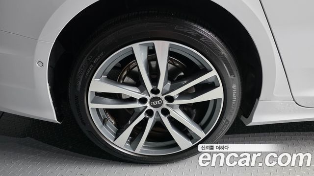 Audi A6 2022 — photo 5