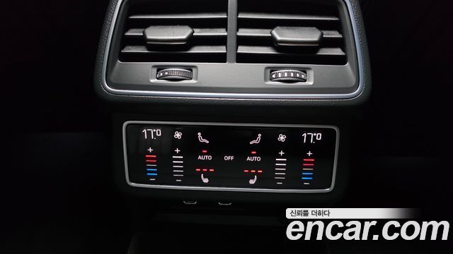 Audi A6 2022 — photo 31