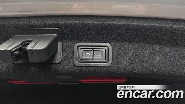 Audi A6 2022 — photo 34