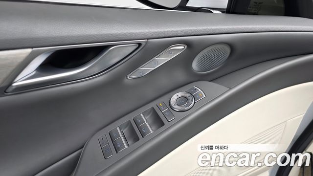 Genesis G80 2025 — photo 23