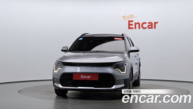 Kia Niro 2023 — photo 3