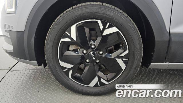 Kia Niro 2023 — photo 5