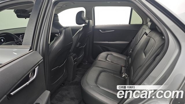 Kia Niro 2023 — photo 16