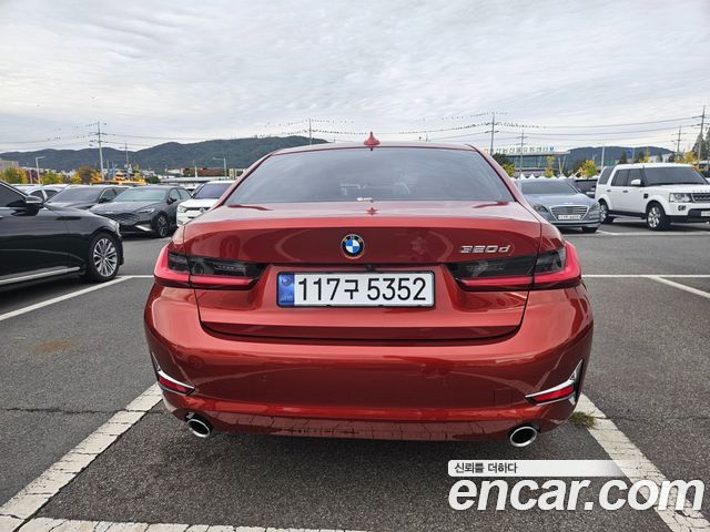 BMW 3-Series 2021 — photo 4