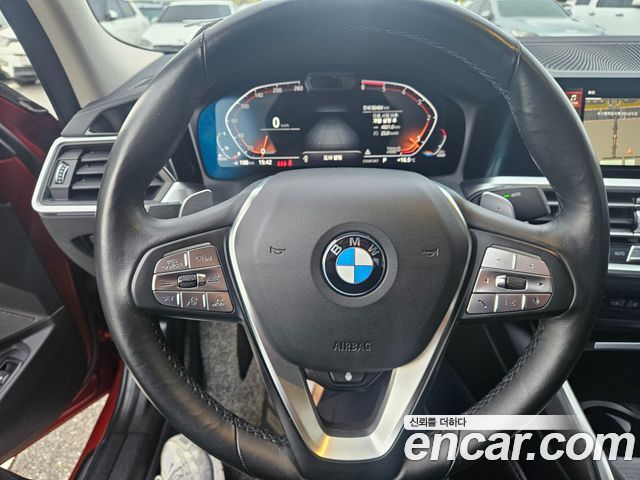 BMW 3-Series 2021 — photo 15