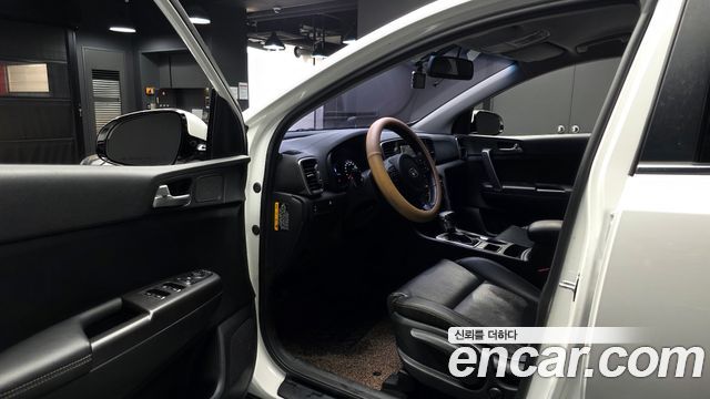 Kia Sportage 2016 — photo 10