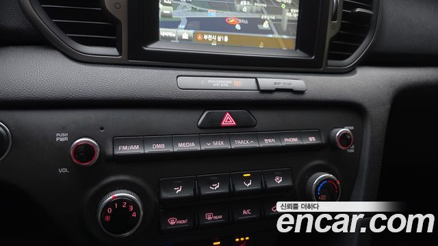 Kia Sportage 2016 — photo 18