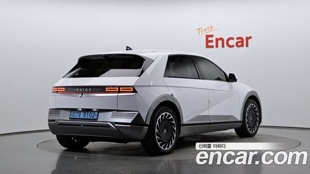 Hyundai Ioniq5 2023 — photo 2