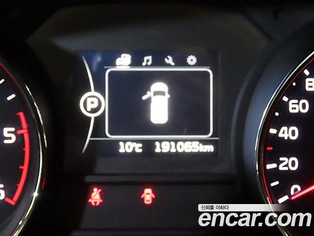 Kia Canival 2016 — photo 9