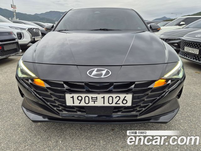 Hyundai AVANTE 2023 — photo 1