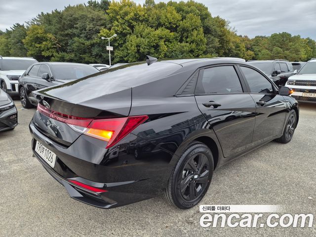 Hyundai AVANTE 2023 — photo 4