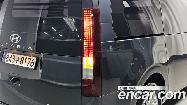 Hyundai Staria 2024 — photo 9