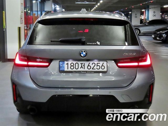 BMW 3-Series 2024 — photo 5