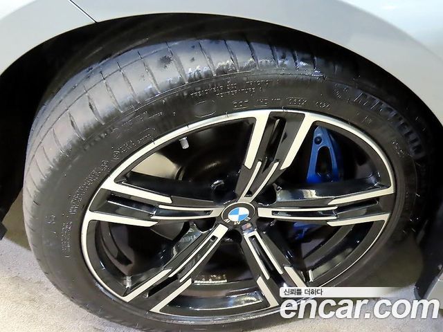 BMW 3-Series 2024 — photo 20