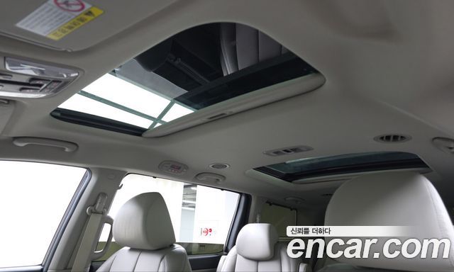 Kia Canival 2019 — photo 22