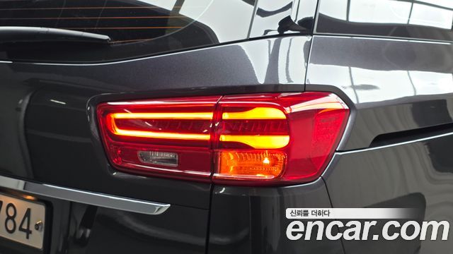 Kia Canival 2019 — photo 9