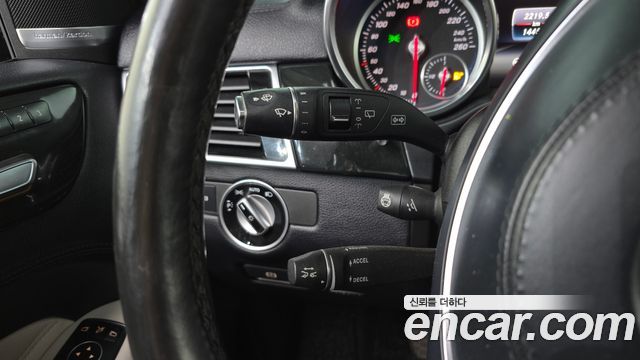 Mercedes-Benz GLS-Class 2017 — photo 14