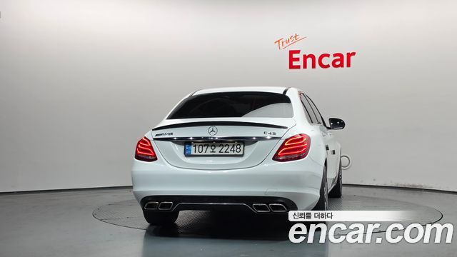 Mercedes-Benz C-Class 2017 — photo 4