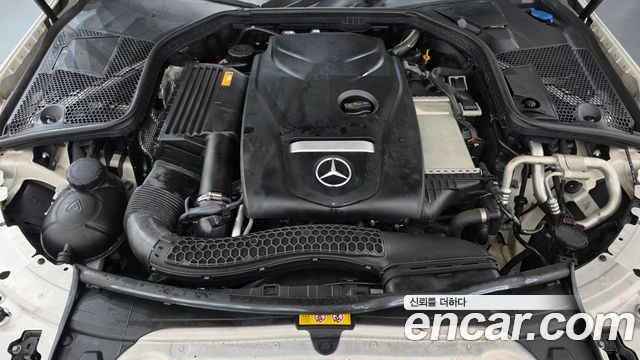 Mercedes-Benz C-Class 2017 — photo 6