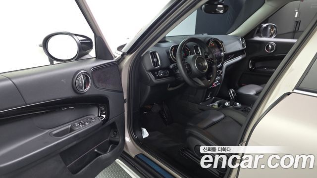 Mini Countryman 2022 — photo 13