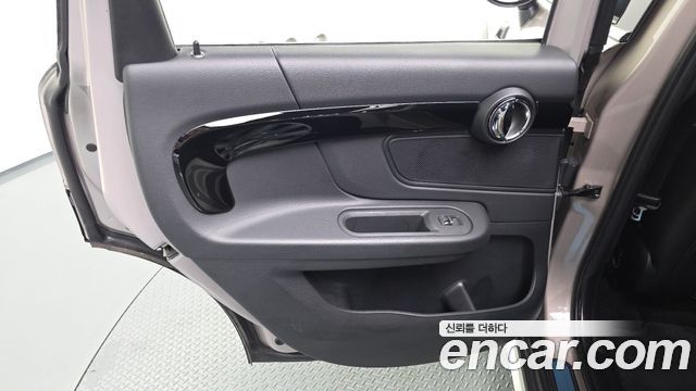 Mini Countryman 2022 — photo 15