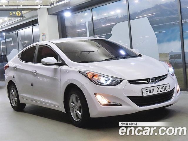 Hyundai AVANTE 2016 — photo 1