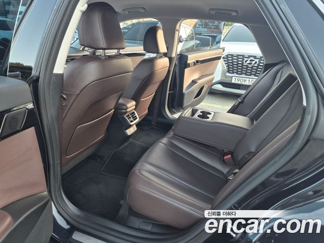 Hyundai Grandeur 2023 — photo 11