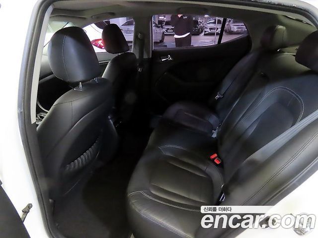 Kia K5 2013 — photo 7