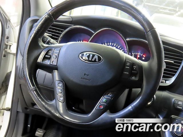 Kia K5 2013 — photo 8