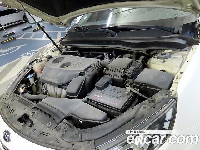 Kia K5 2013 — photo 19