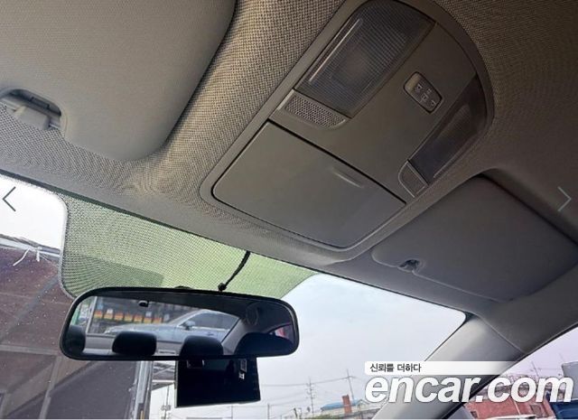 Hyundai AVANTE 2017 — photo 16