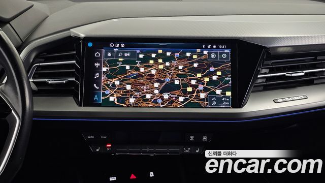 Audi Q4 e-tron 2022 — photo 20