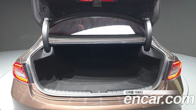 Hyundai Grandeur 2019 — photo 26