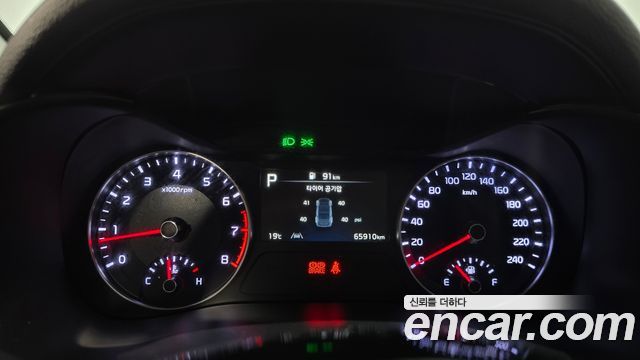 Kia K3 2022 — photo 11