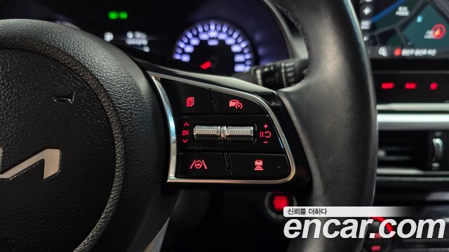 Kia K3 2022 — photo 22