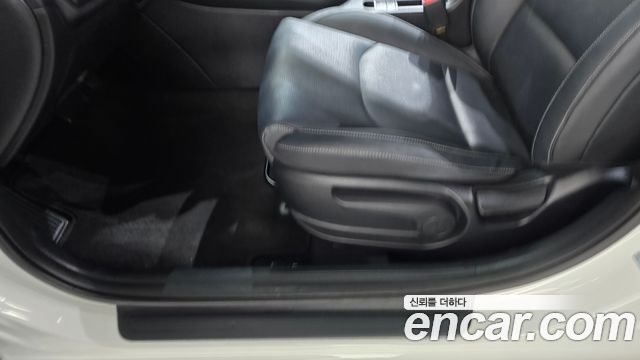 Kia K3 2022 — photo 27