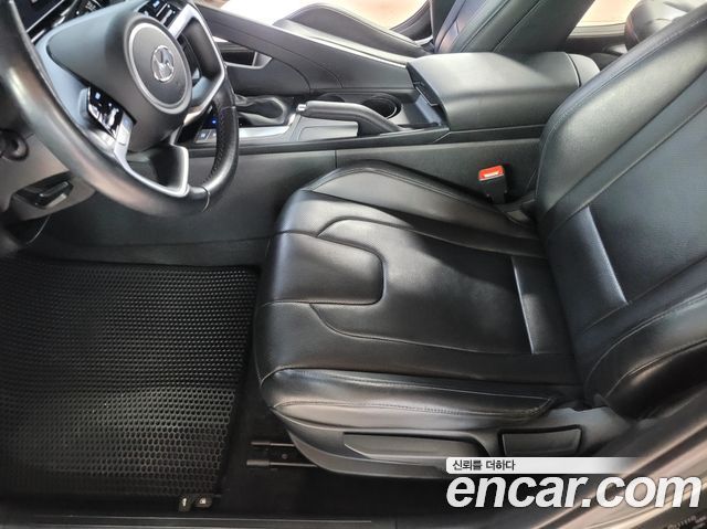 Hyundai AVANTE 2022 — photo 17