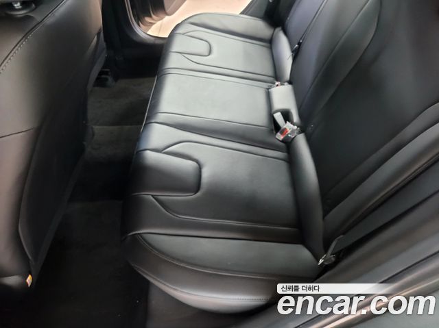 Hyundai AVANTE 2022 — photo 18
