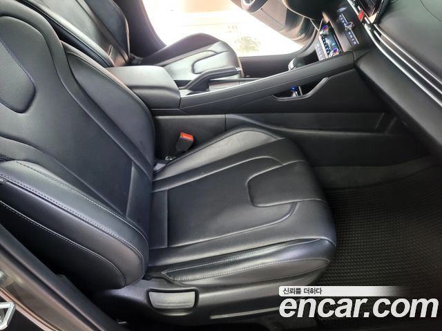 Hyundai AVANTE 2022 — photo 20