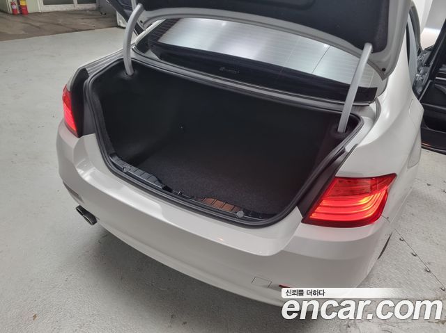 BMW 5-Series 2014 — photo 5