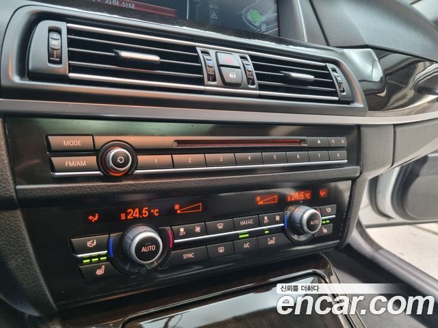 BMW 5-Series 2014 — photo 16