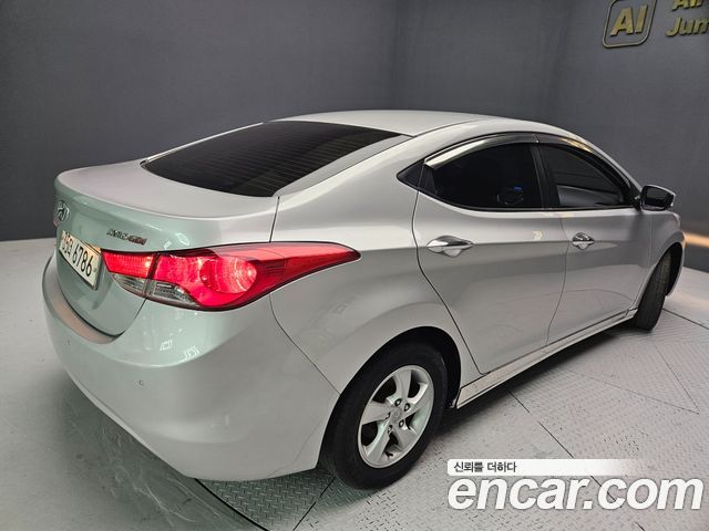 Hyundai AVANTE 2012 — photo 2