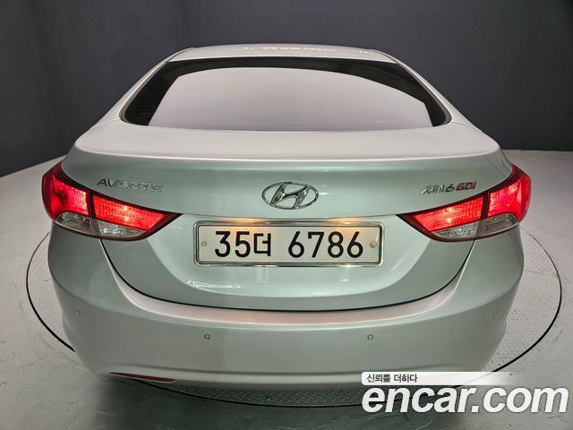 Hyundai AVANTE 2012 — photo 4
