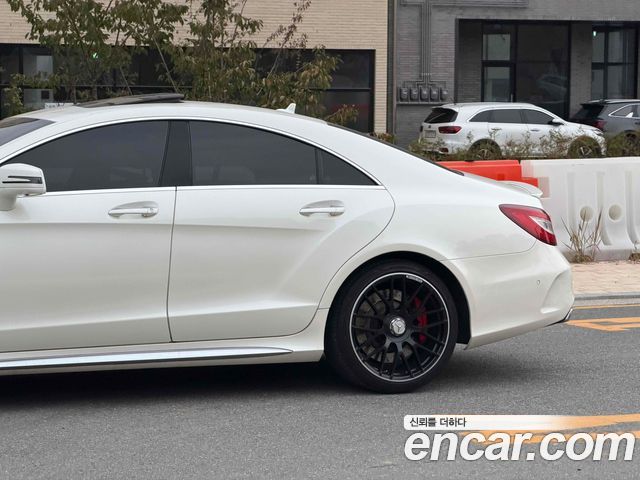 Mercedes-Benz CLS-Class 2016 — photo 6