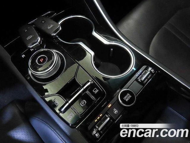 Kia K5 2020 — photo 9