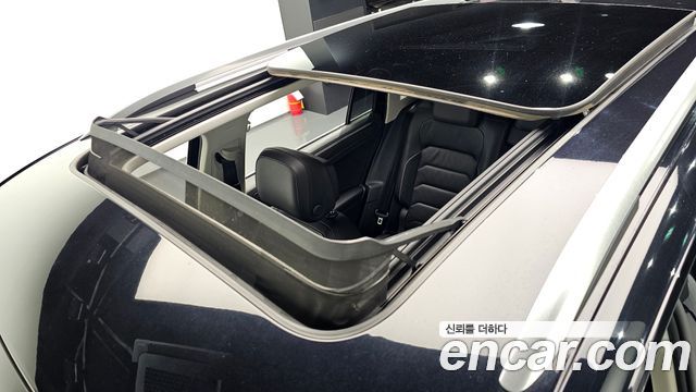 Volkswagen Tiguan 2020 — photo 25