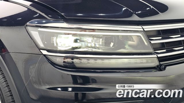 Volkswagen Tiguan 2020 — photo 8