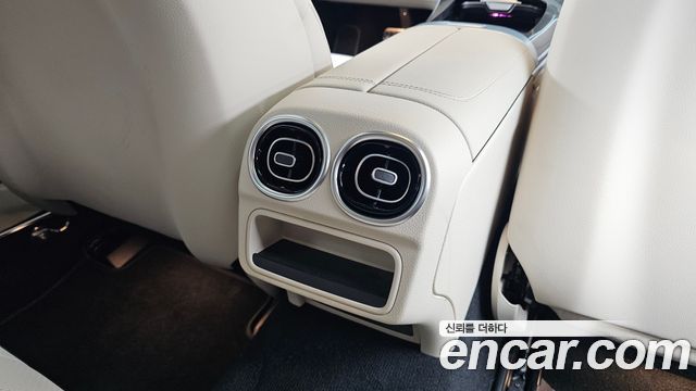 Mercedes-Benz CLE-Class 2024 — photo 19