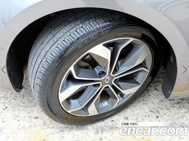 Renault Korea SM6 2019 — photo 20