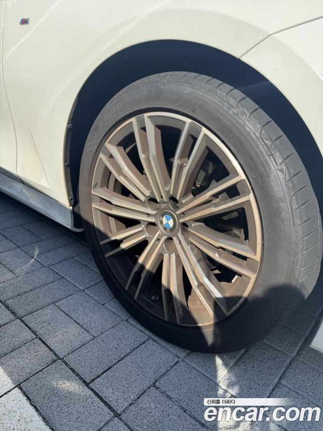 BMW 3-Series 2022 — photo 6